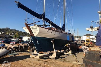 Herreshoff H 28