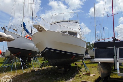 Mainship Boats 350 Trawler