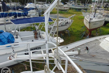 Mainship Boats 350 Trawler