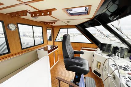 Angel Custom Skylounge Pilothouse