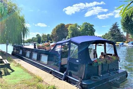 Wide Beam Narrowboat Metrofloat 60 x 12 Enclosed Cratch