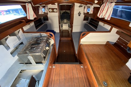 Custom Boats Holman 26