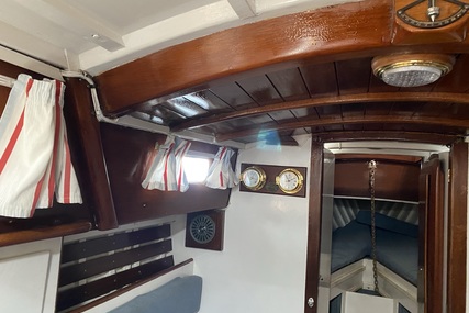 Custom Boats Holman 26