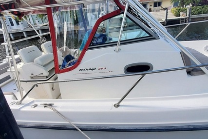 Boston Whaler 290 Outrage