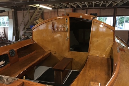 Custom Boats Drascombe Peterboat