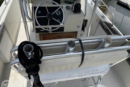 Boston Whaler 20 Outrage