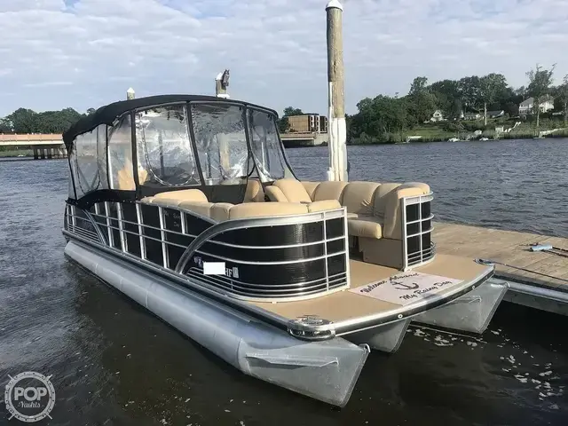 Godfrey Pontoon Sanpan 2500 FE