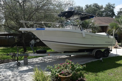 Robalo R230