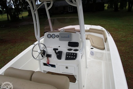 Nauticstar 231 Hybrid