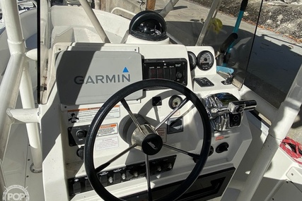 Boston Whaler 22 Guardian