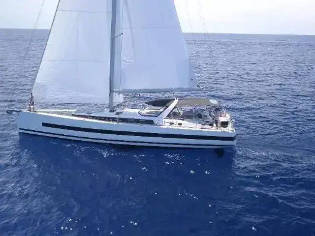 Beneteau Oceanis Yacht 62