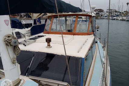 Columbia 45 Motor Sailer