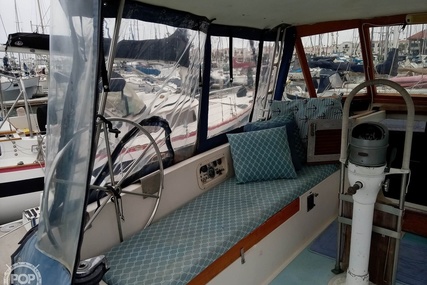 Columbia 45 Motor Sailer