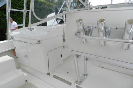 Contender 35 Express Side Console