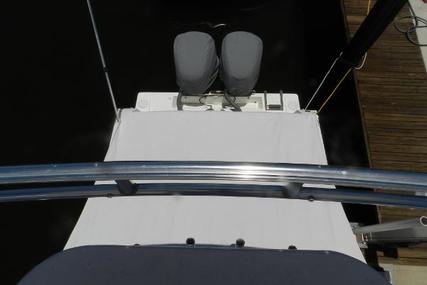 Contender 35 Express Side Console