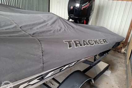 Bass Tracker Pro Boats 195 TXW Tournament Edition