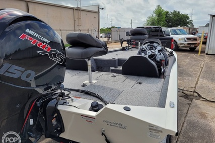 Bass Tracker Pro Boats 195 TXW Tournament Edition