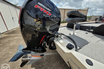 Bass Tracker Pro Boats 195 TXW Tournament Edition