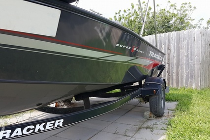 Tracker V16-SC Super Glide