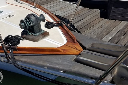 Herreshoff H 28