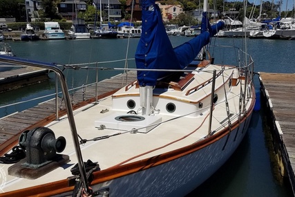 Herreshoff H 28