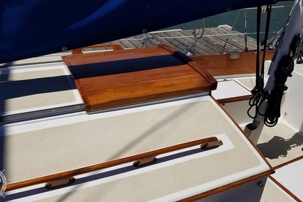 Herreshoff H 28