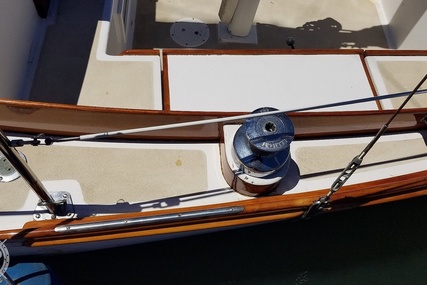 Herreshoff H 28