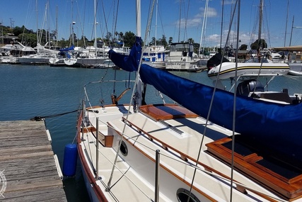 Herreshoff H 28