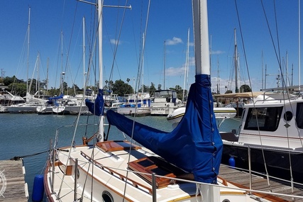 Herreshoff H 28