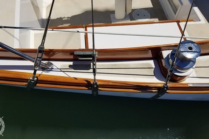 Herreshoff H 28