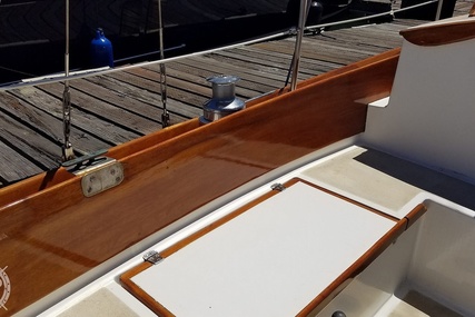 Herreshoff H 28