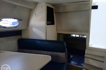 Carver 280 Mid Cabin Express