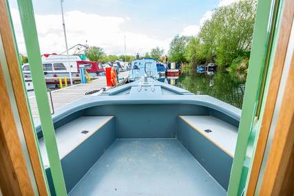 Sol Seeker Narrowboats 45 to 60'