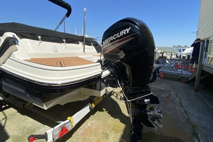 Bayliner Vr6