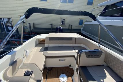 Bayliner Vr6