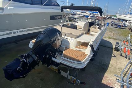 Bayliner Vr6