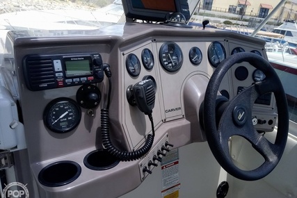 Carver 280 Mid Cabin Express