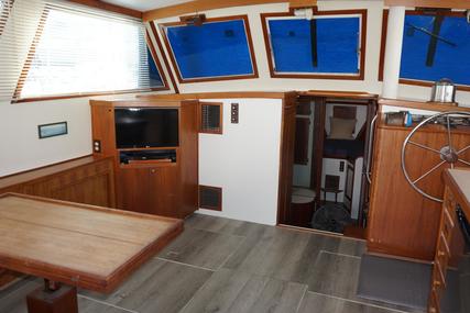 Wilbur 38 Downeast Flybridge