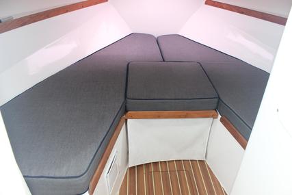 Hunt Yachts Harrier 25