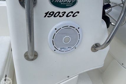 Trophy Boats 1903 Centre Console