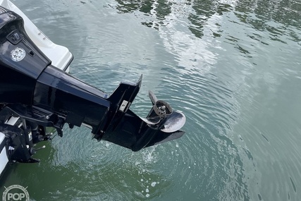 Trophy Boats 1903 Centre Console