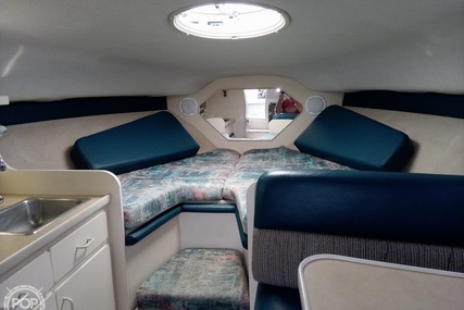 Carver 280 Mid Cabin Express