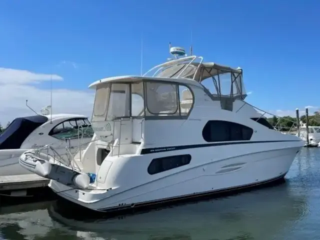 Silverton 39 Motor Yacht