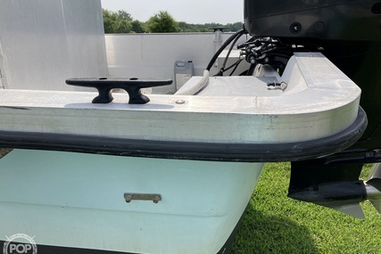 Carolina Skiff 2390 DLX-EW