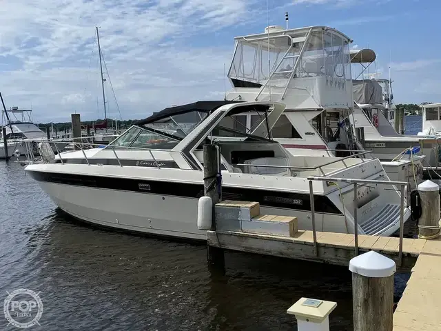 Chris Craft Commander 332