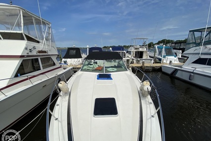 Chris Craft Commander 332