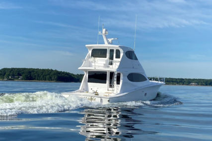 Hatteras 64 ENCLOSED BRIDGE