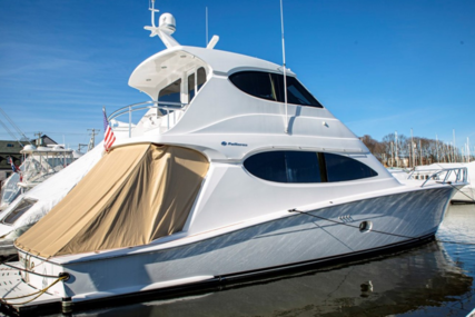 Hatteras 64 ENCLOSED BRIDGE