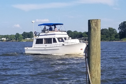 Senator 35 Flybridge Sedan Trawler