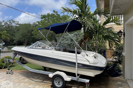 Bayliner Capri 175